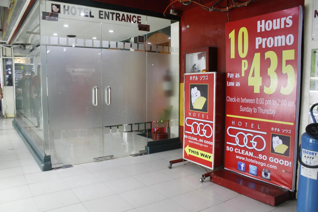 Hotel Sogo - Monumento, LRT Station