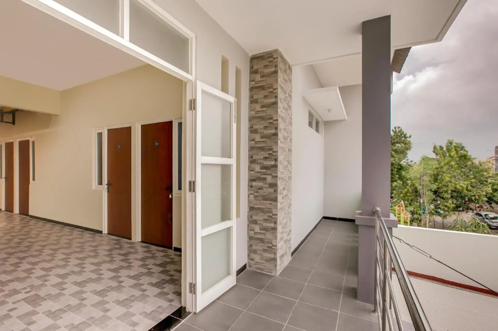 RedDoorz near Bandara Ahmad Yani Semarang