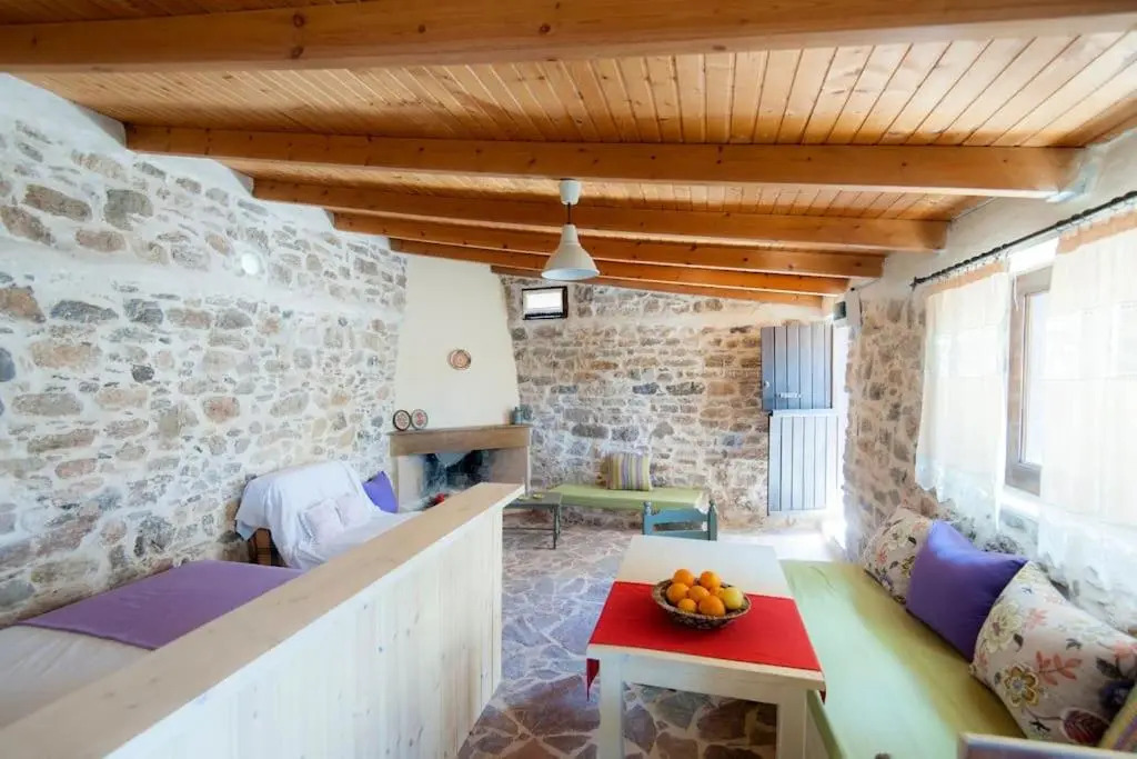 Orgon Farm Village Houses