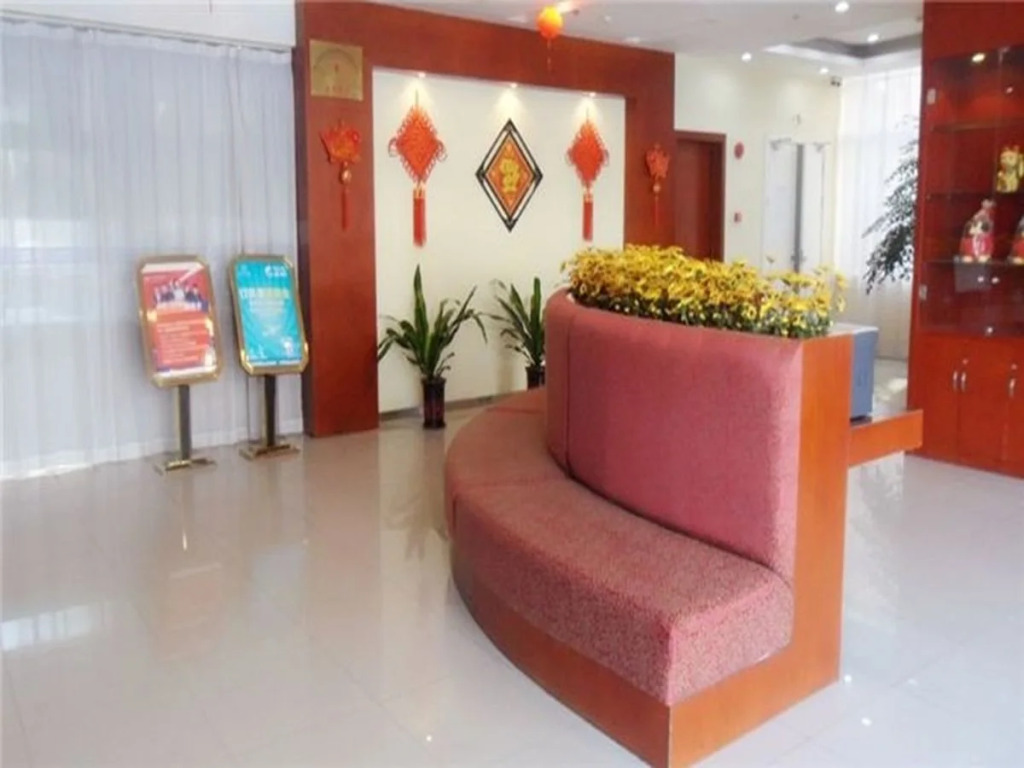 Orange Hotel Shanghai Hongqiao Railway Station Qixin Road