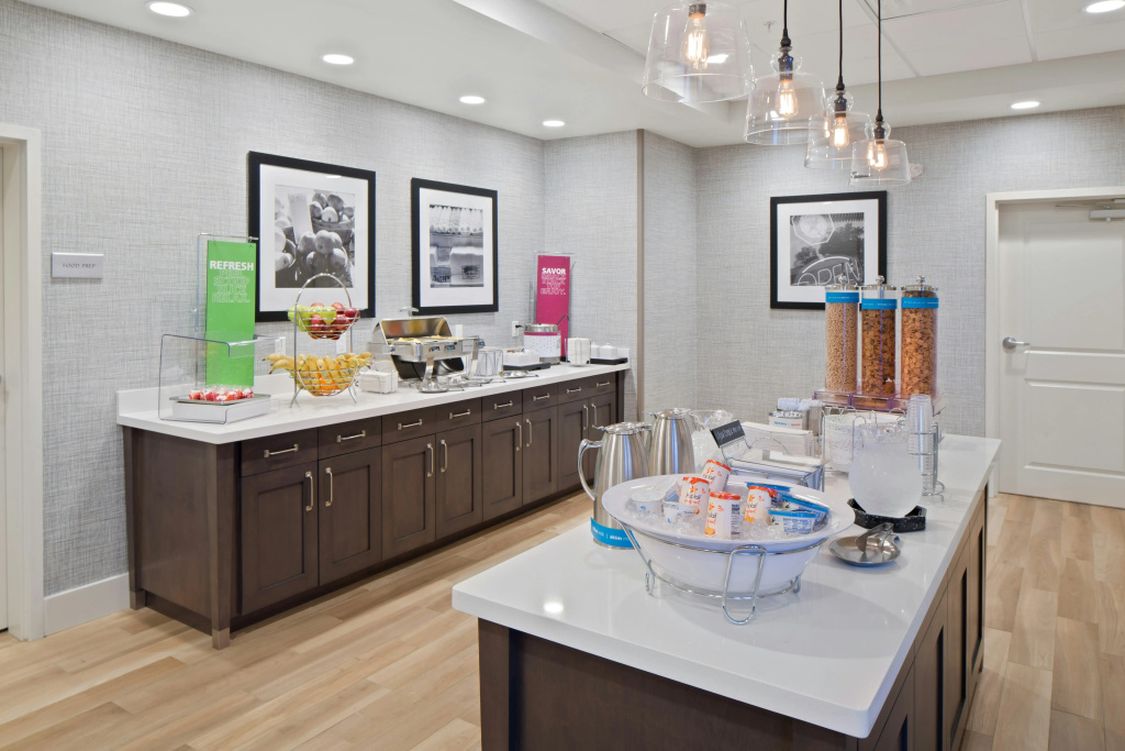 Hampton Inn & Suites- Seattle Woodinville Wa