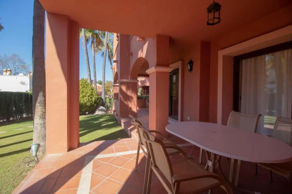 Beautiful apartment in Vasari Puerto Banus