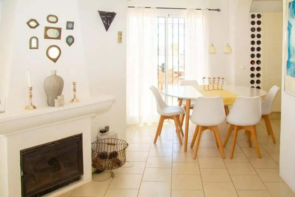 34-Spectacular villa with stunning views in Torreblanca, Fuengirola!