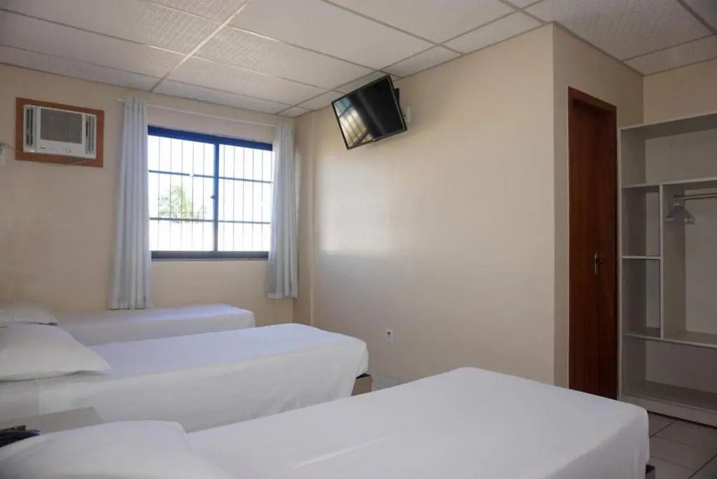 Lord Hotel Camburi