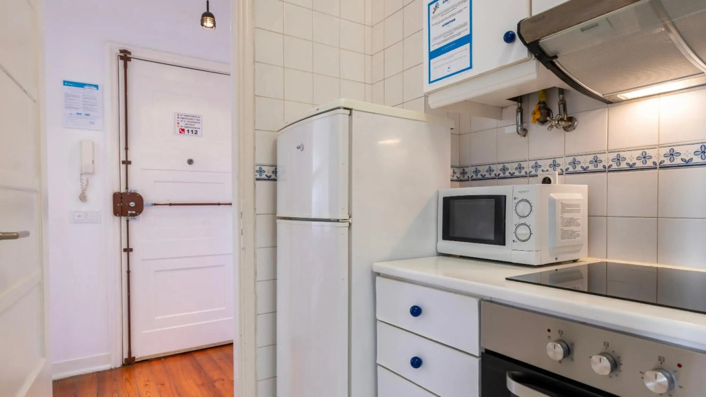 Liberdade Charming Apartment by LovelyStay