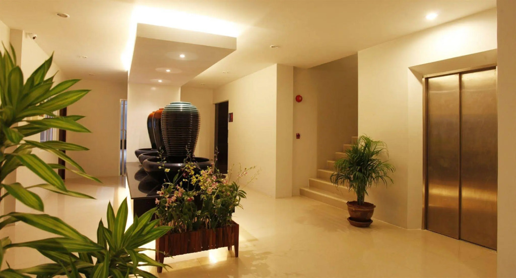 Nize Hotel
