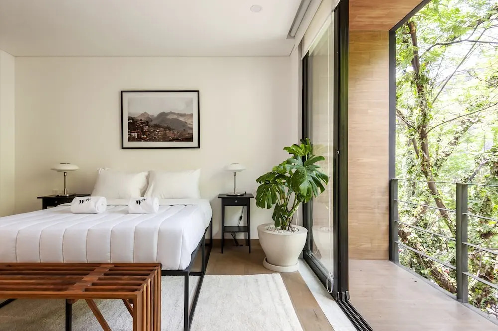 Wynwood House Schiller