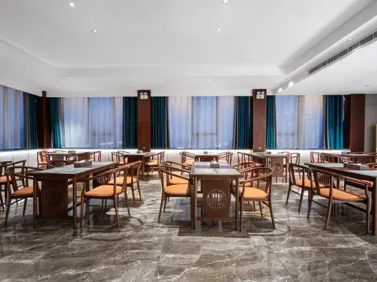 Fangcheng ZhongruiZhixuan Hotel
