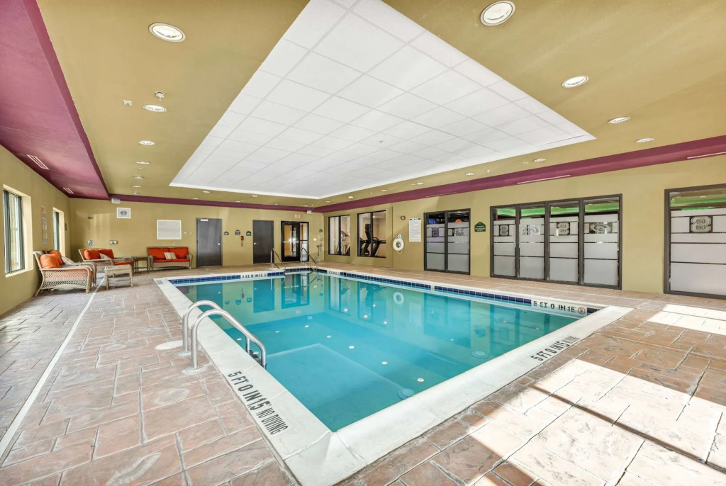 Holiday Inn Express & Suites Raleigh West - Lenovo Center by IHG