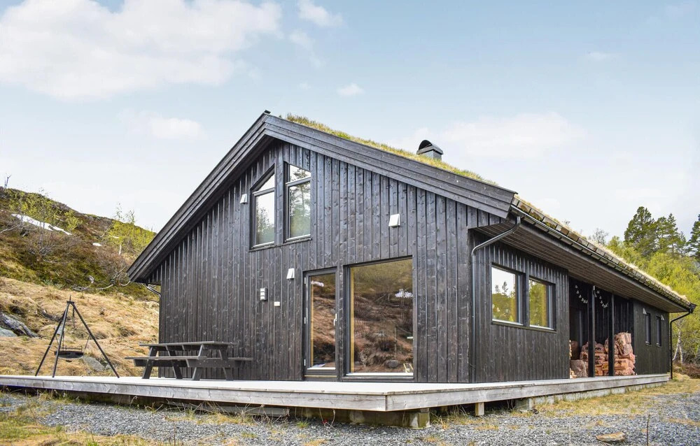Beautiful Home In Skare With Wifi