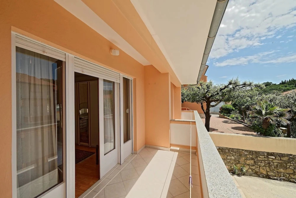 Apartments Marica 3130
