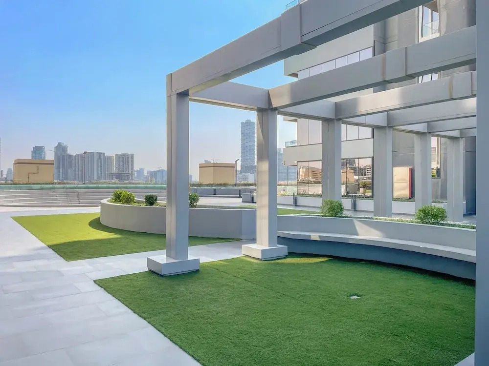 Silkhaus Bloom Towers B