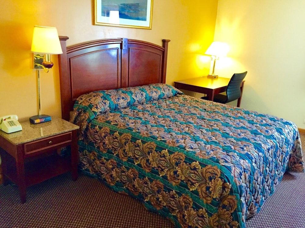 Executive Inn and Suites