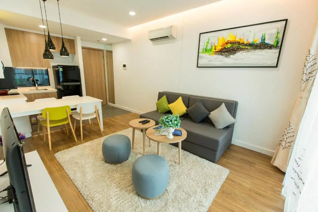 APARTMENT AIRPORT