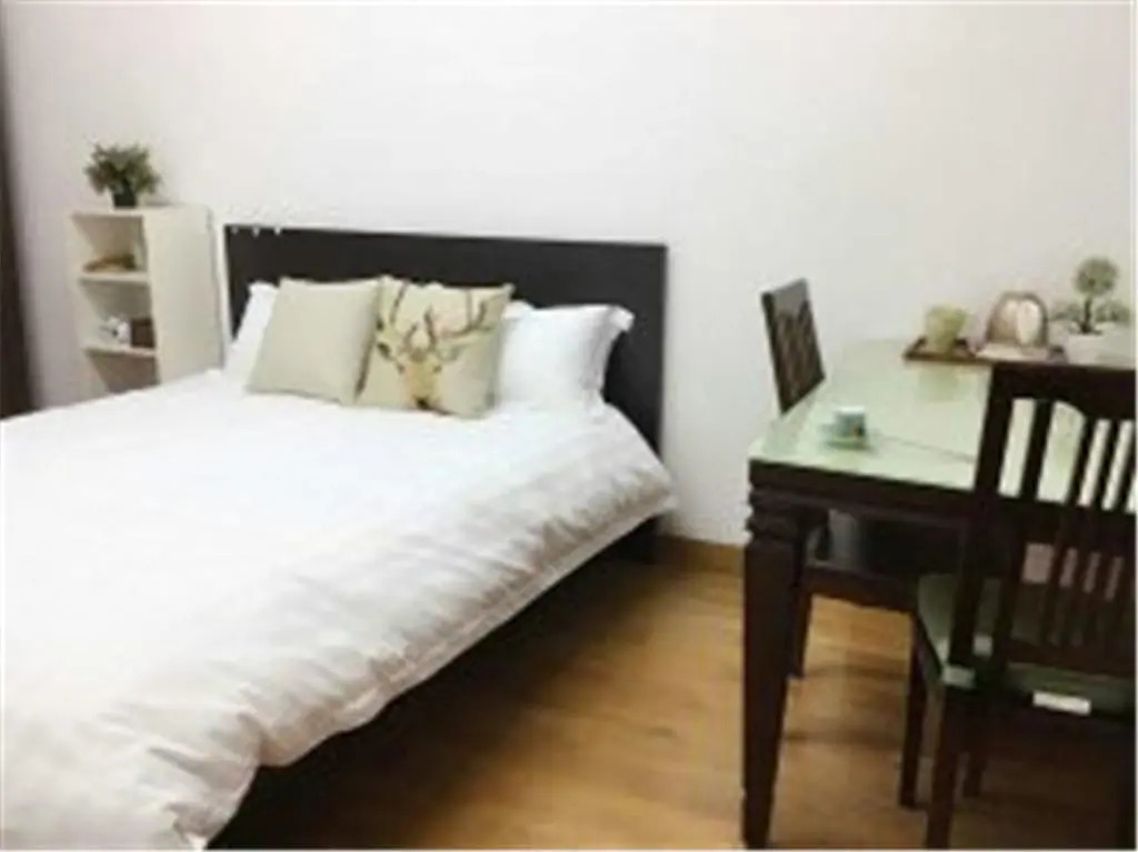 Facebook Emoji Guesthouse