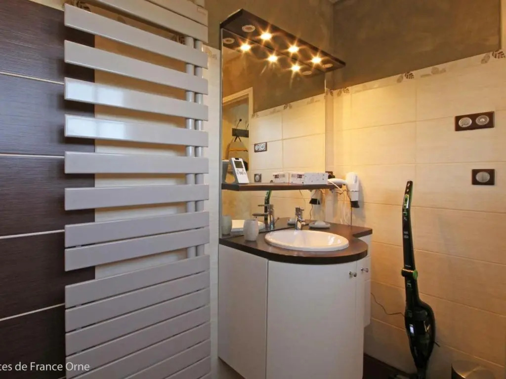 Longère avec piscine et wifi à Ste Honorine - FR-1-497-4