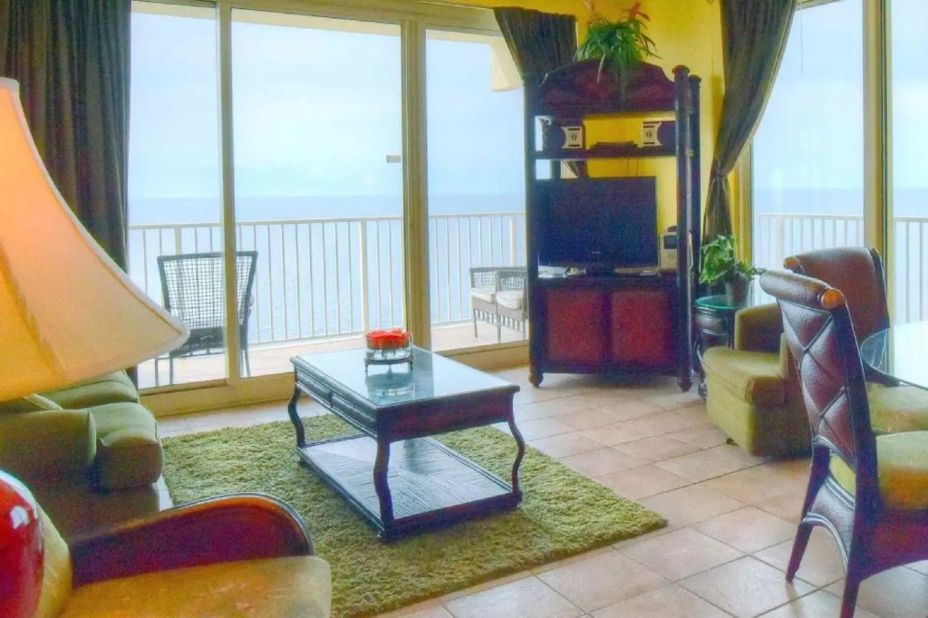 1629 Shores of Panama