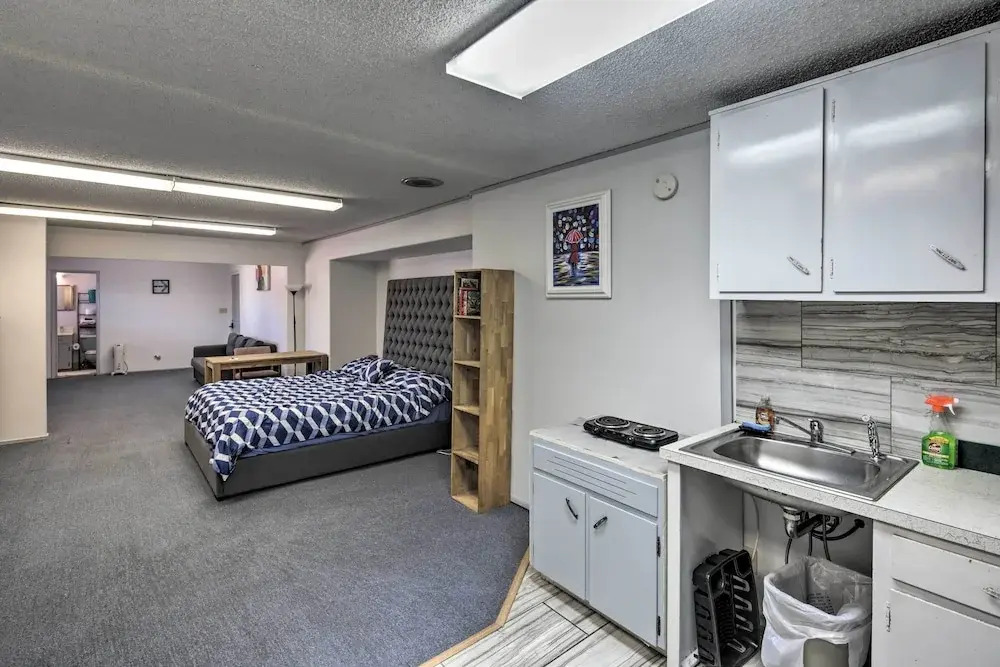 Apartment ~ 12 Mi From Hualapai Mountain Park
