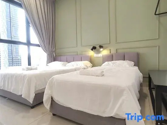 TRION The 101 Family Suite Pool & KL City View