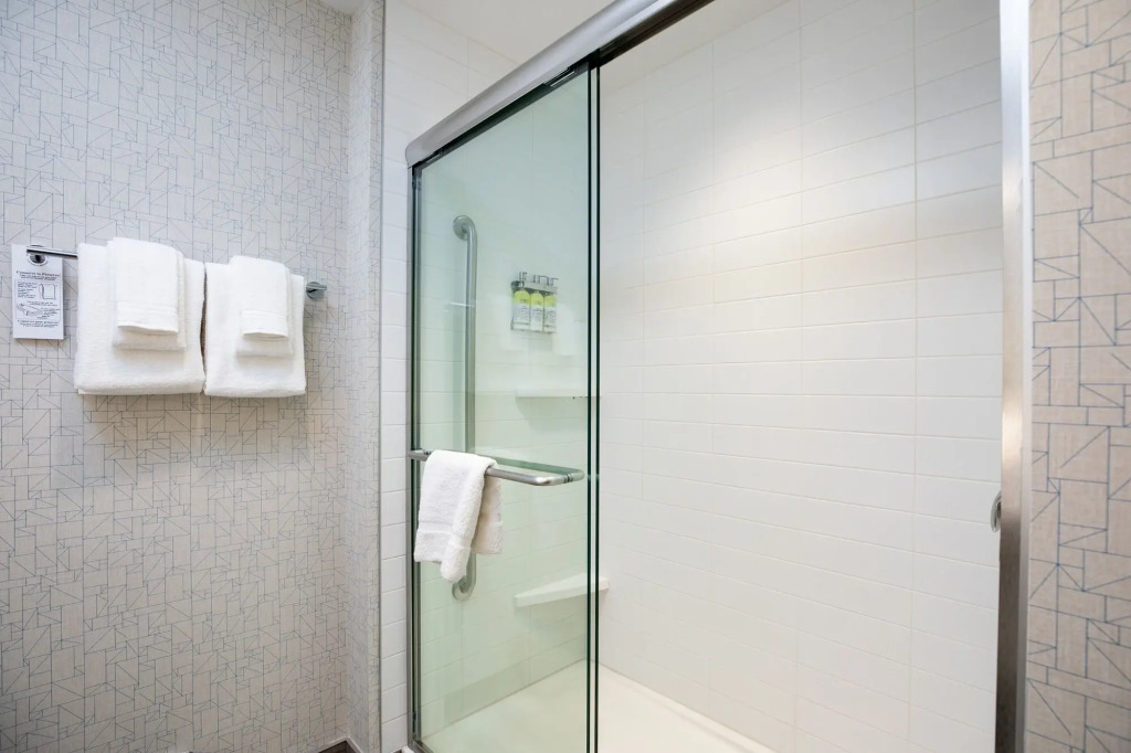 Holiday Inn Express - Lethbridge Southeast by IHG