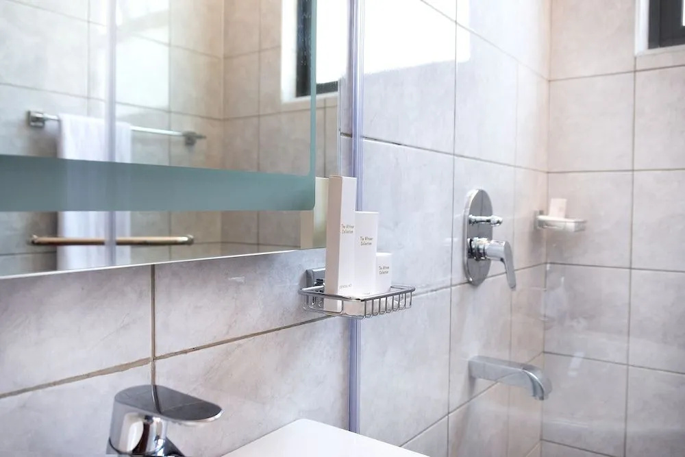 LAziz Suites - Near Aga Khan Hospital