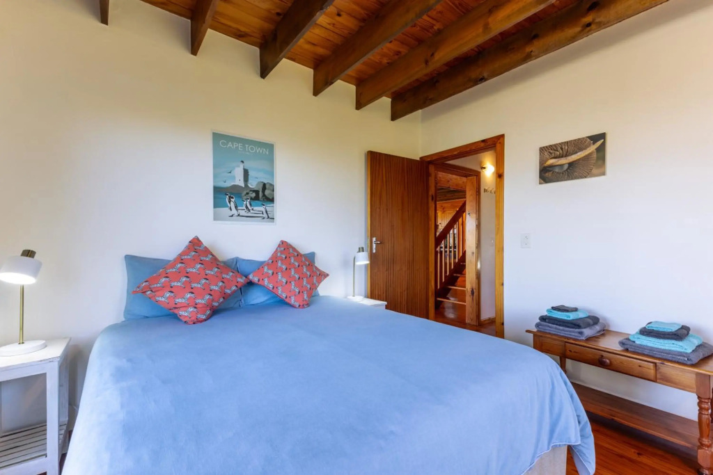 Lark House, Peaceful Mountain Home with Views over False Bay