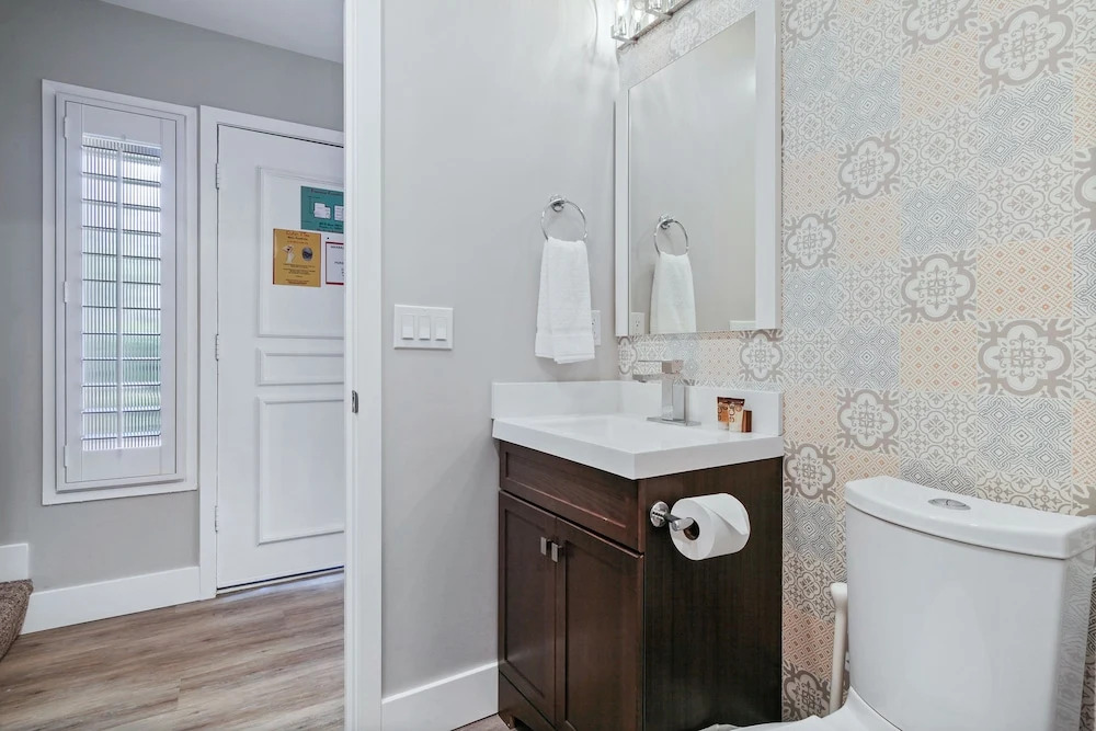1391 South Walnut Condo Unit 1504 2 Bedrooms 2.5 Bathrooms Condo