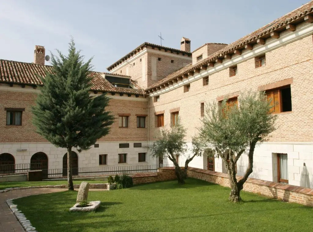 Jardin de la Abadia, Arroyo de la Encomienda
