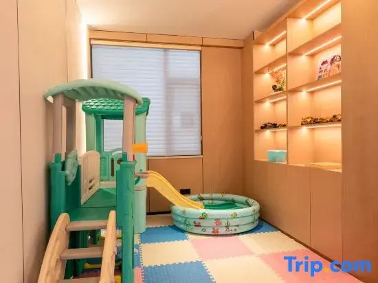 Warm Season Selection Hotel (Shantou Waisha Bridge Branch)