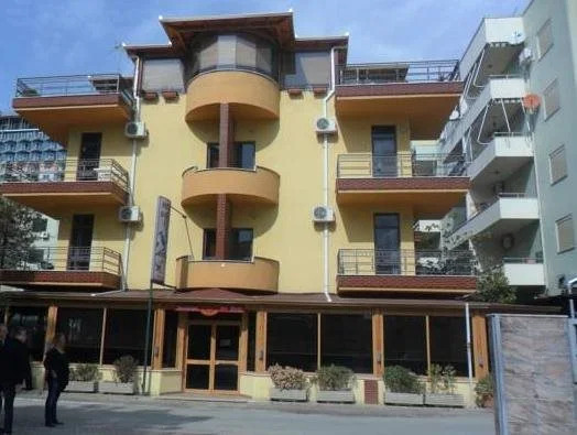Hotel Dollari