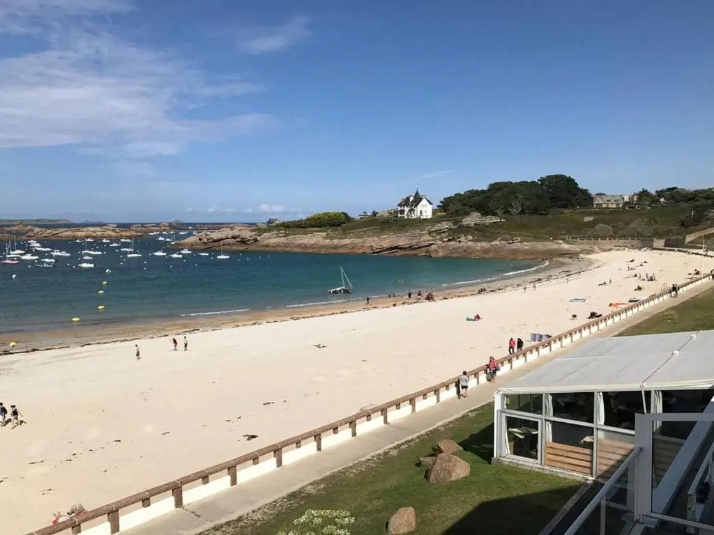 Maison avec Jardin, WIFI, à 50m Plage - TREGASTEL - FR-1-368-31