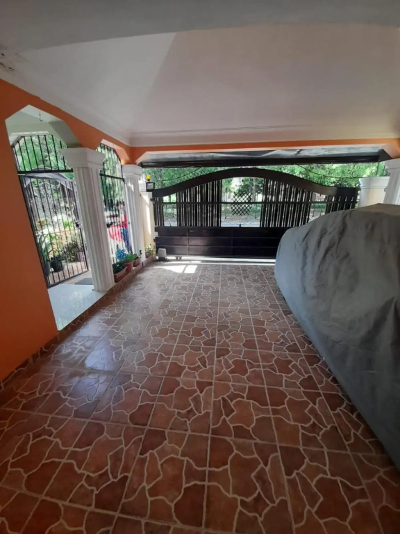 Hermosa casa urbanización Jardines del Norte