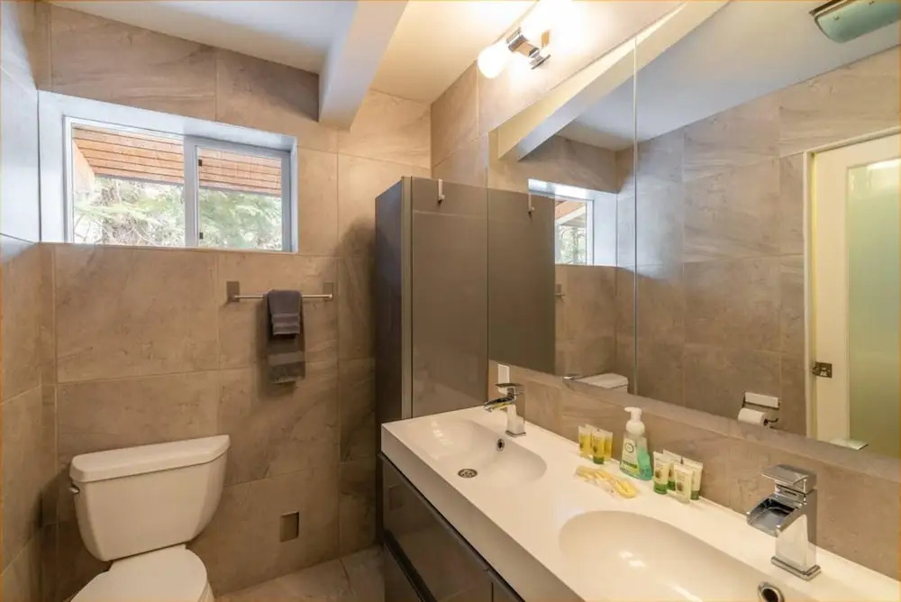 Truckee Contemporary Oasis