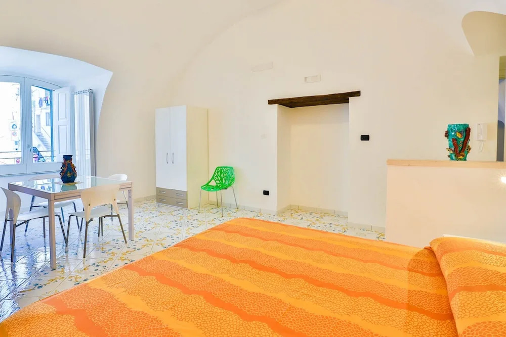 Della Monica Rooms - Amami Collection