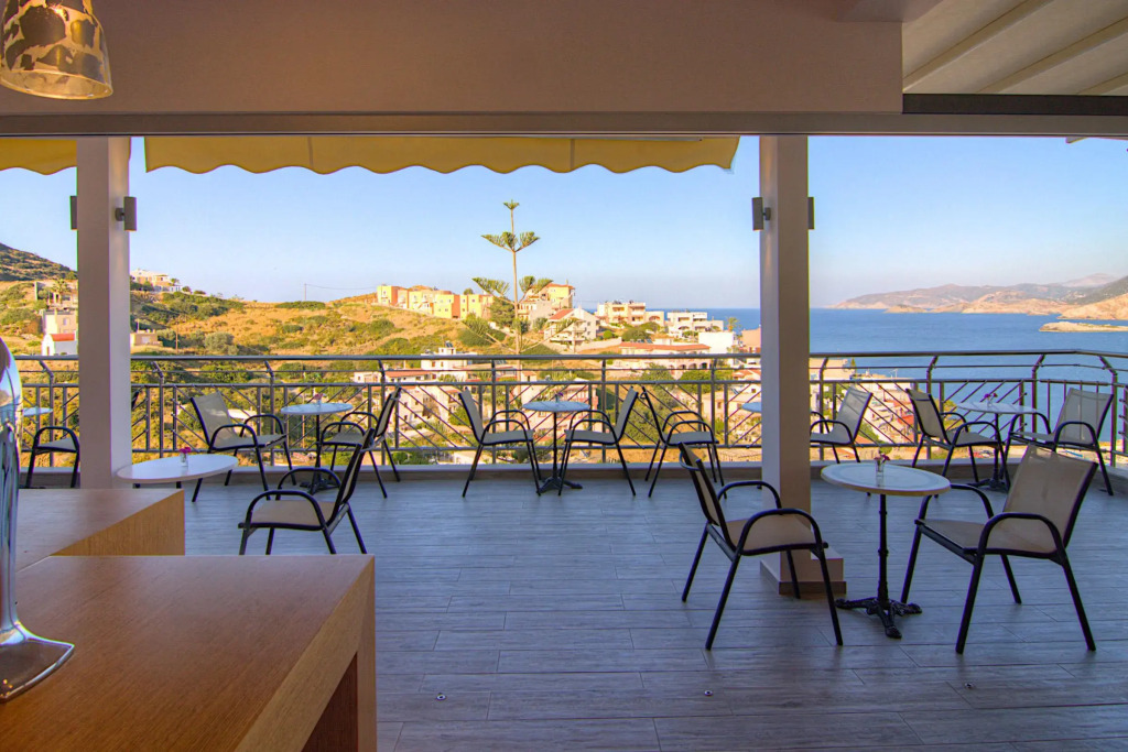 Aparthotel Athina