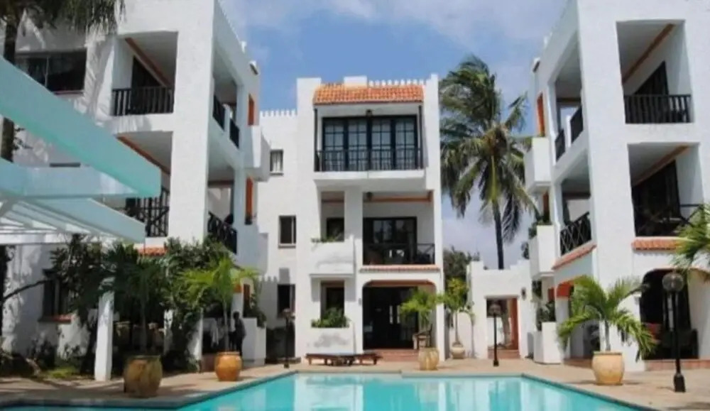 Wayside Beach Apartments