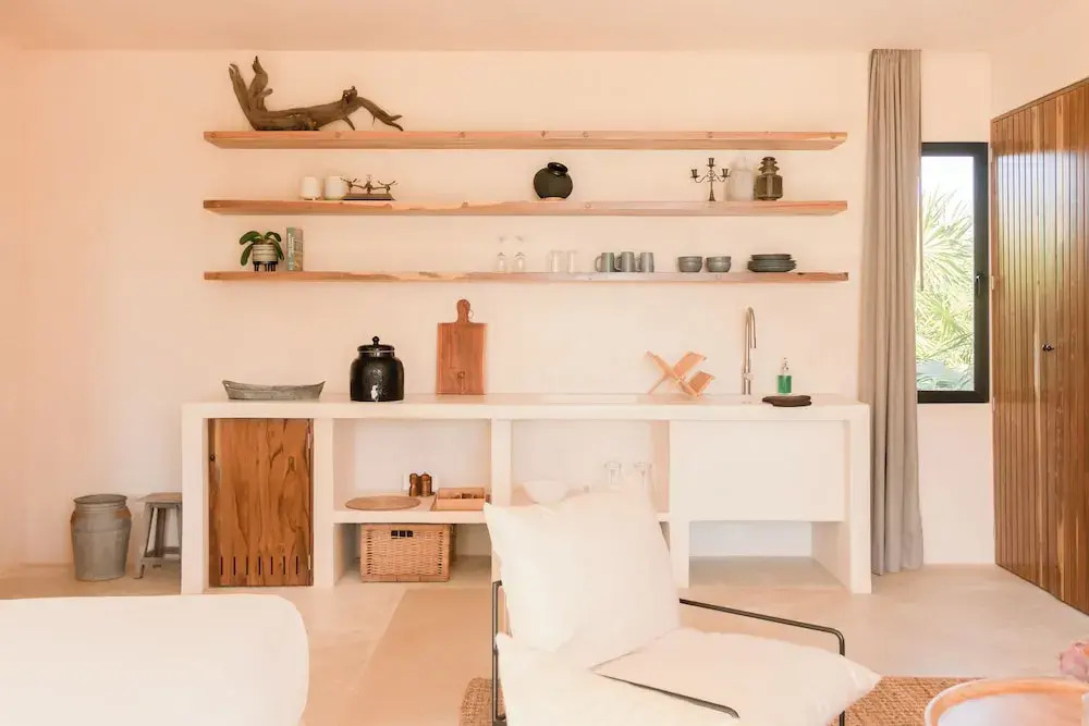 Best-Located Beach Suite with pool.