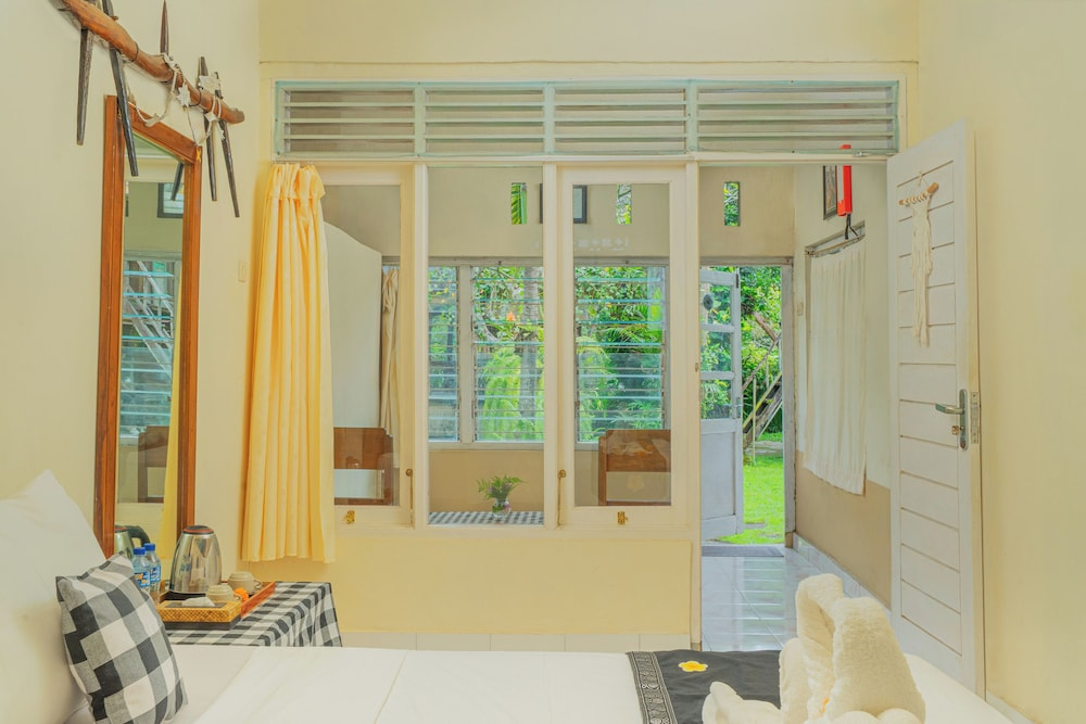 DWM ESA di Kubu Homestay By Reccoma