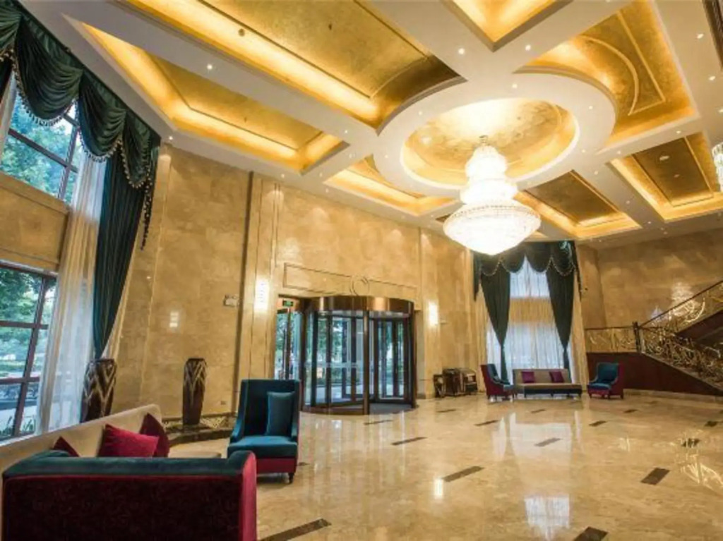 Xiangyang Dongfeng Hotel