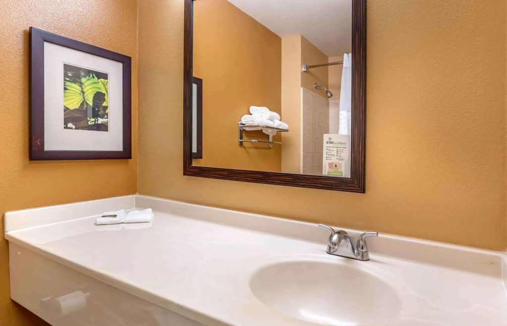 Extended Stay America Select Suites - Chicago - Westmont - Oak Brook