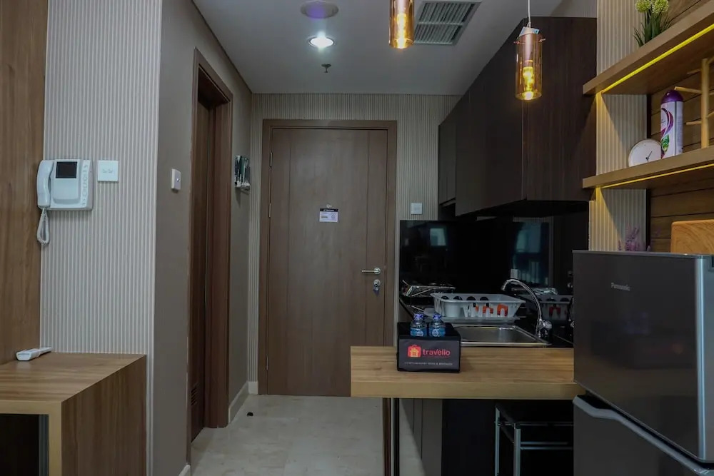 Cozy Studio Apartment at Puri Orchard Near Shopping Mall