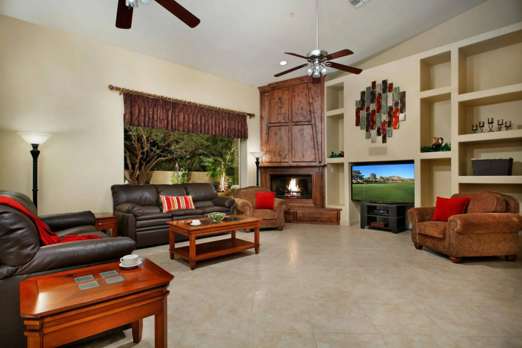 Private Vacation Homes - Scottsdale