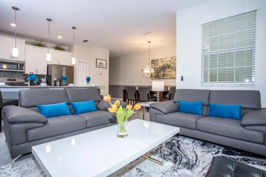 Marvelous 4 Bedroom w/ Screened Pool Close to Disney 4977