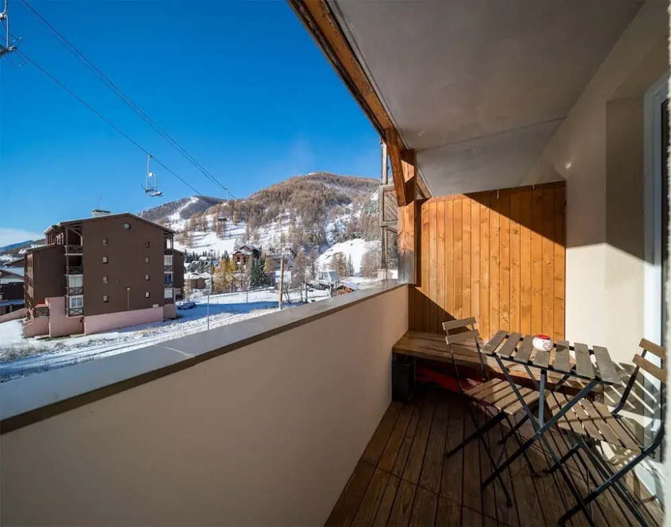 Apartment in Allos With Mountain Views