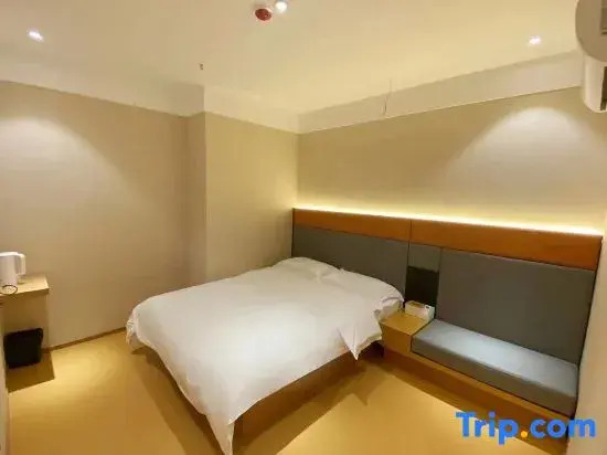 Yunlai Four Seasons H Hotel