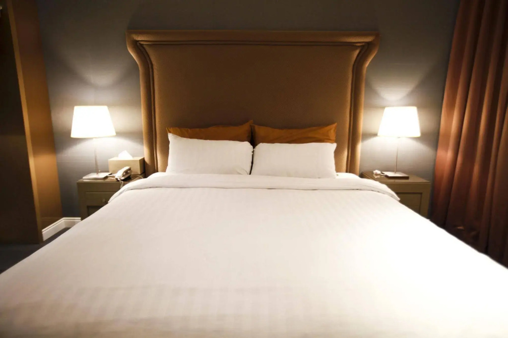 The California Hotel