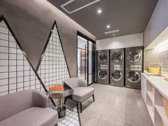 Atour Hotel Cixi Cultural Business District