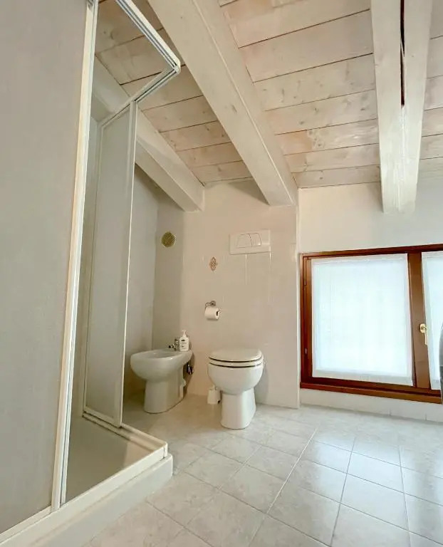 Richi Rent 02