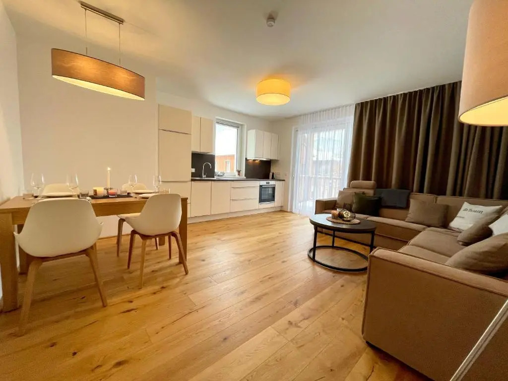 die Tauplitz Lodges - Alm Lodge A8 by AA Holiday Homes