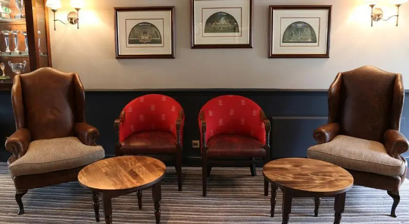 Dukes Head Hotel